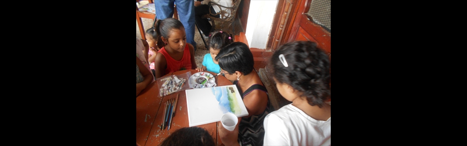 Art demonstration at Our Little Roses in Honduras 2014